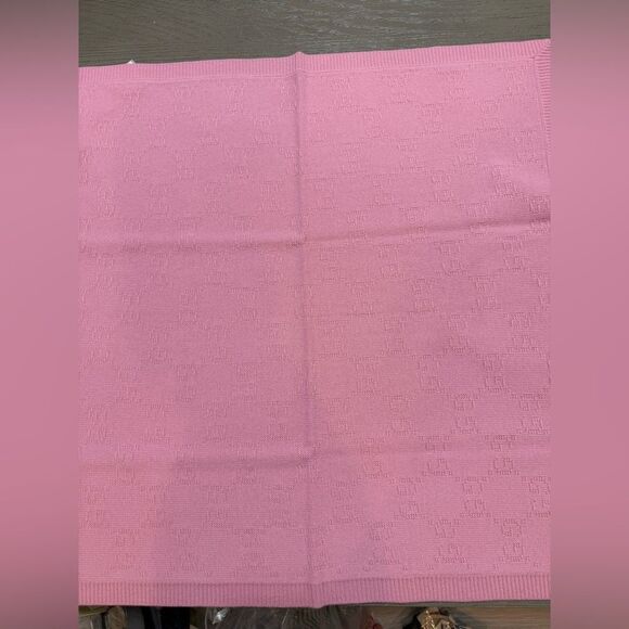 Brand new baby gucci blanket pink comes with box - Picture 1 of 4